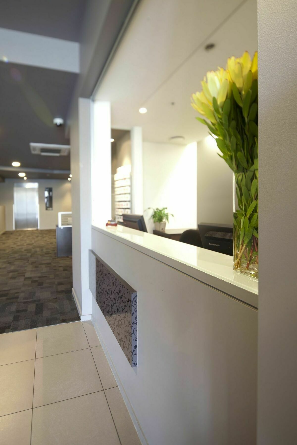 Punthill Essendon Aparthotel Melbourne Bagian luar foto