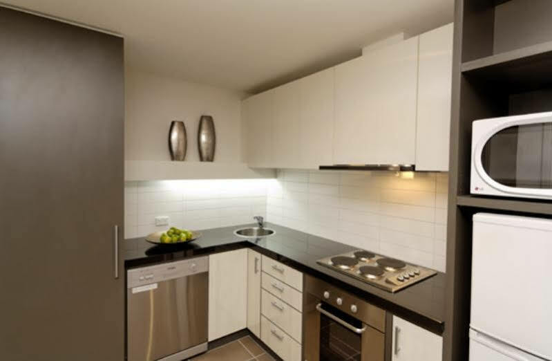 Punthill Essendon Aparthotel Melbourne Bagian luar foto